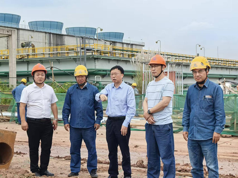 傅利才、郭春建到化工園區(qū)項目現(xiàn)場開展節(jié)前安全檢查(圖2)